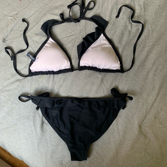 U.S Polo Assn. Ruffle Bikini Set - Picture 2 of 4